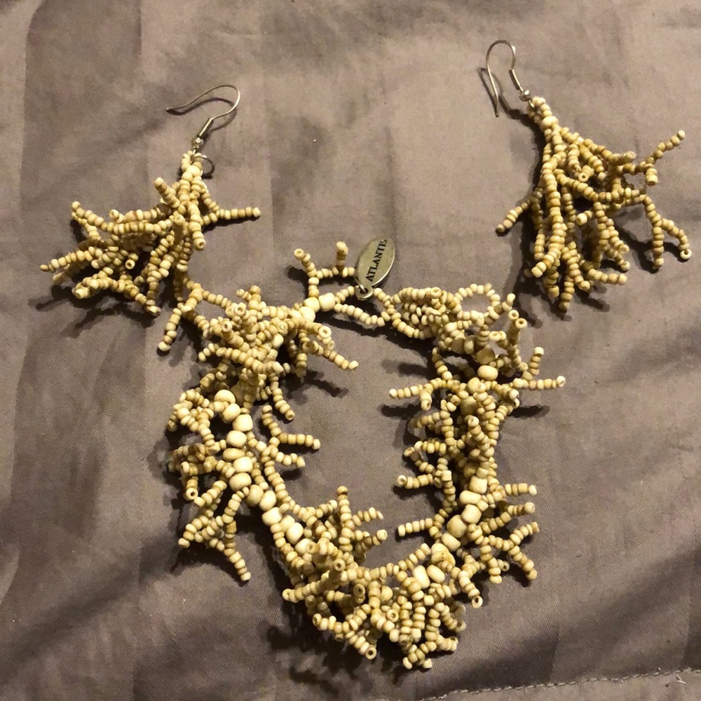 Atlantis Coral Beaded Bracelet & Earring Set